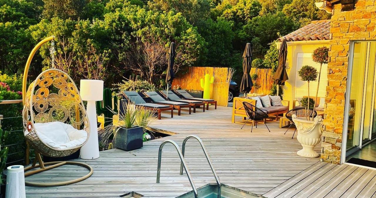 Villa Perla Saint-Tropez Cavalaire Sur Mer, 3-5 Chambres, Vue Mer, Piscine Chauffee Avril A Octobre Exterior foto